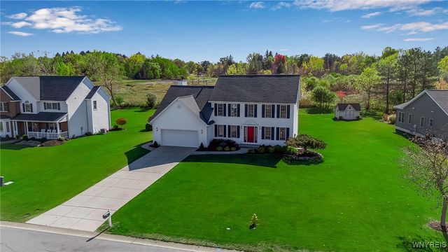 46 Ferndale Drive, Orchard Park, NY 14127