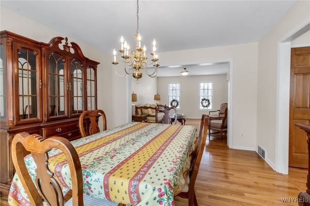 46 Ferndale Drive, Orchard Park, NY 14127