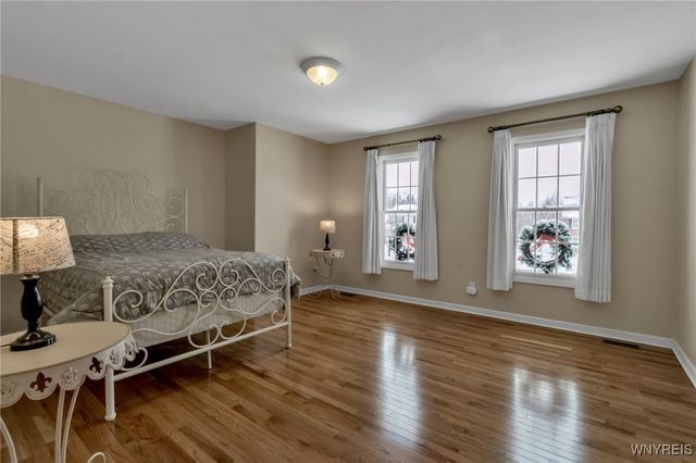 46 Ferndale Drive, Orchard Park, NY 14127