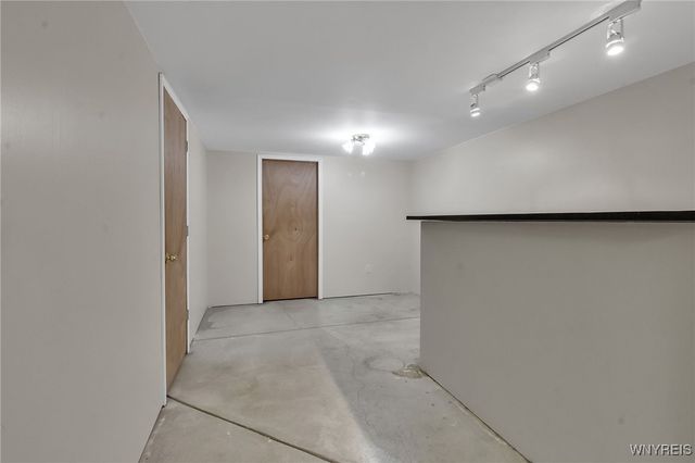 46 Ferndale Drive, Orchard Park, NY 14127