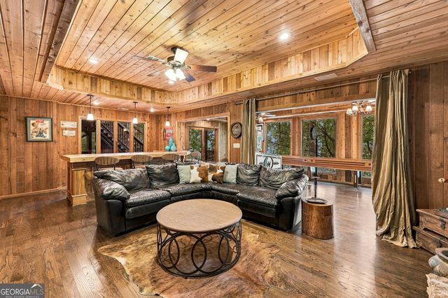 319 Chestatee View Drive, Dawsonville, GA 30534