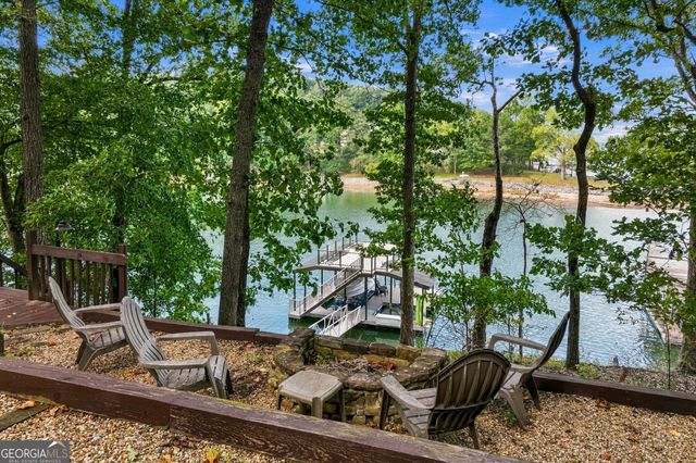 319 Chestatee View Drive, Dawsonville, GA 30534