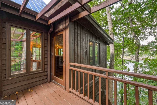 319 Chestatee View Drive, Dawsonville, GA 30534