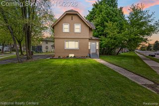 686 N Perry Street, Pontiac, MI 48342