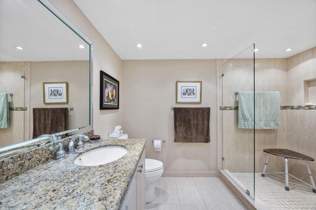 2017 S Ocean Drive PH1, Hallandale Beach, FL 33009