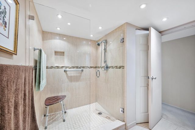 2017 S Ocean Drive PH1, Hallandale Beach, FL 33009