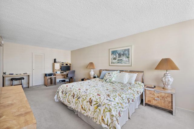 2017 S Ocean Drive PH1, Hallandale Beach, FL 33009