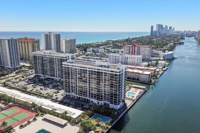 2017 S Ocean Drive PH1, Hallandale Beach, FL 33009
