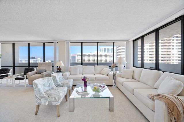 2017 S Ocean Drive PH1, Hallandale Beach, FL 33009