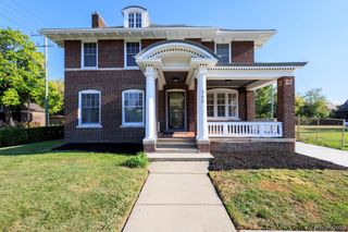 360 E Boston Boulevard, Detroit, MI 48202