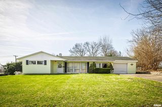 2414 MONROE Street, Quincy, IL 62301