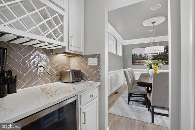 21866 WINDOVER DR, Broadlands, VA 20148