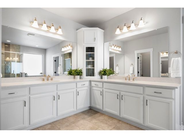 2102 Bouquet Dr, Windsor, CO 80550
