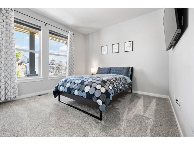 2102 Bouquet Dr, Windsor, CO 80550