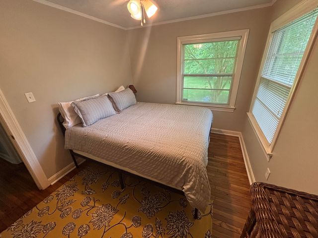 1917 Brooklane Dr., Hattiesburg, MS 39401