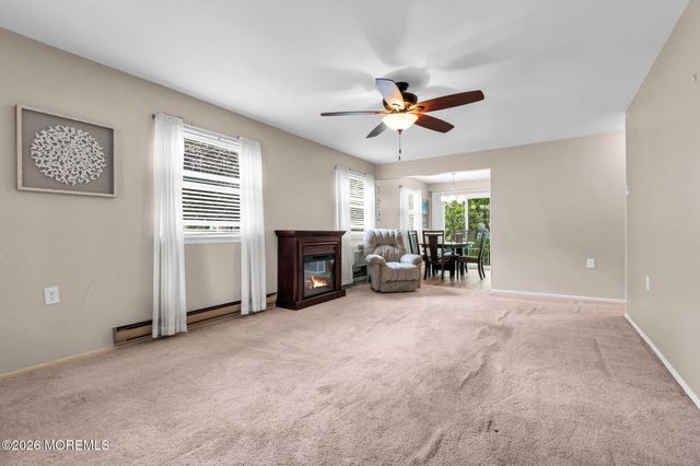 3 Lincoln Court, Manchester, NJ 08759