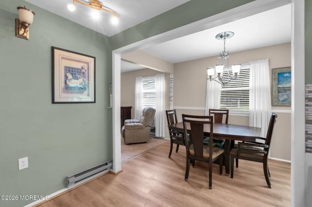 3 Lincoln Court, Manchester, NJ 08759