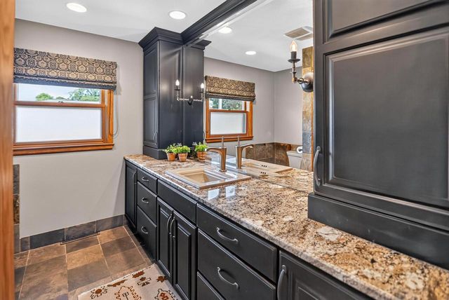 101 8th Street, Waunakee, WI 53597