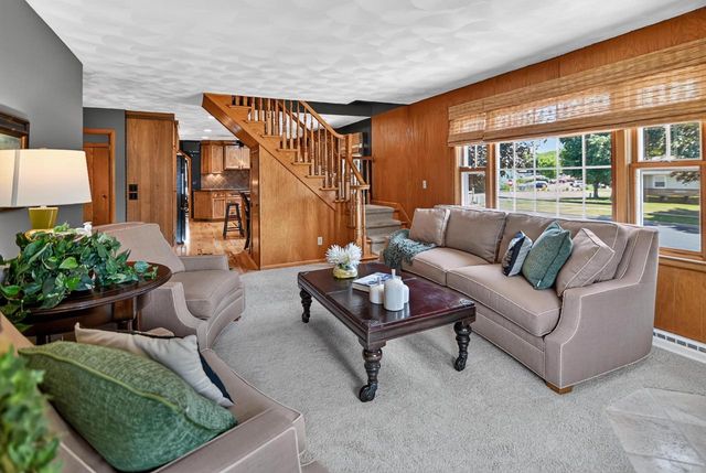 101 8th Street, Waunakee, WI 53597