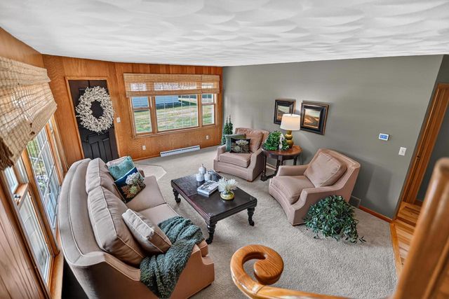 101 8th Street, Waunakee, WI 53597