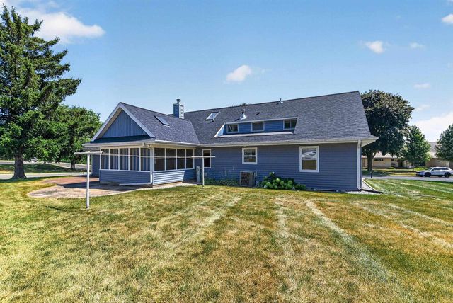101 8th Street, Waunakee, WI 53597