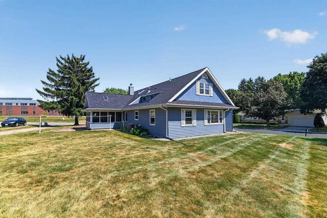 101 8th Street, Waunakee, WI 53597