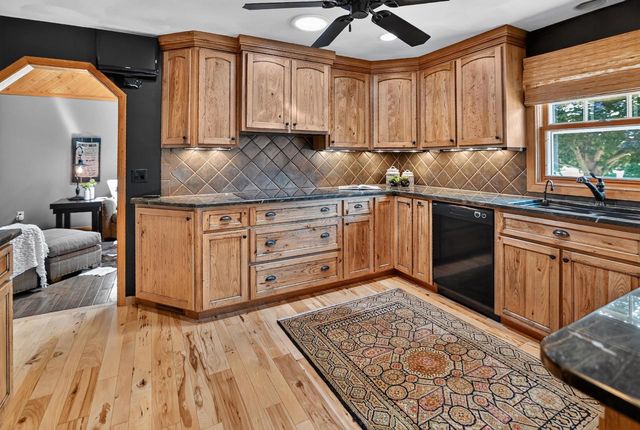 101 8th Street, Waunakee, WI 53597