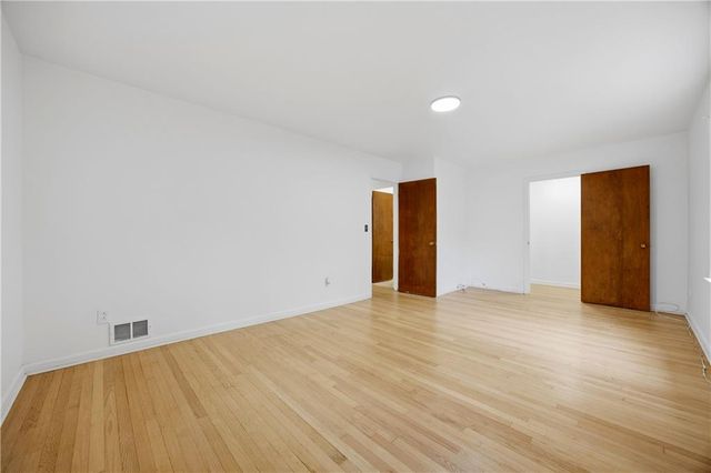 2587 Bonnybrook SW Drive, Atlanta, GA 30311