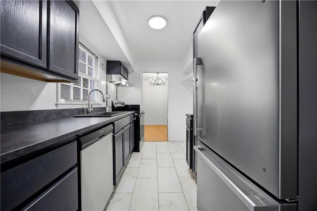 2587 Bonnybrook SW Drive, Atlanta, GA 30311