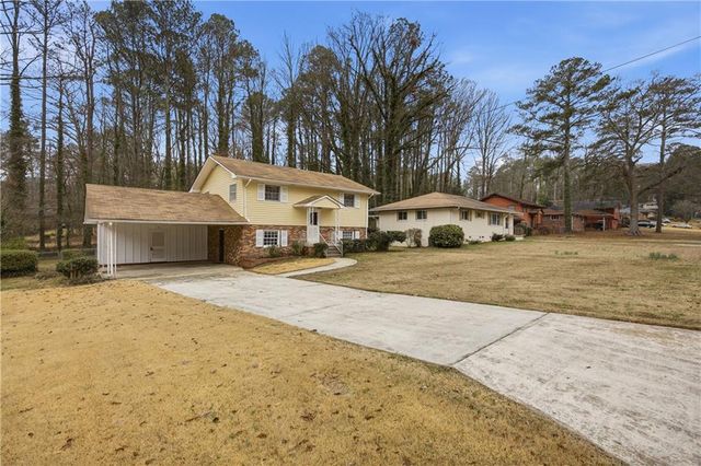 2587 Bonnybrook SW Drive, Atlanta, GA 30311