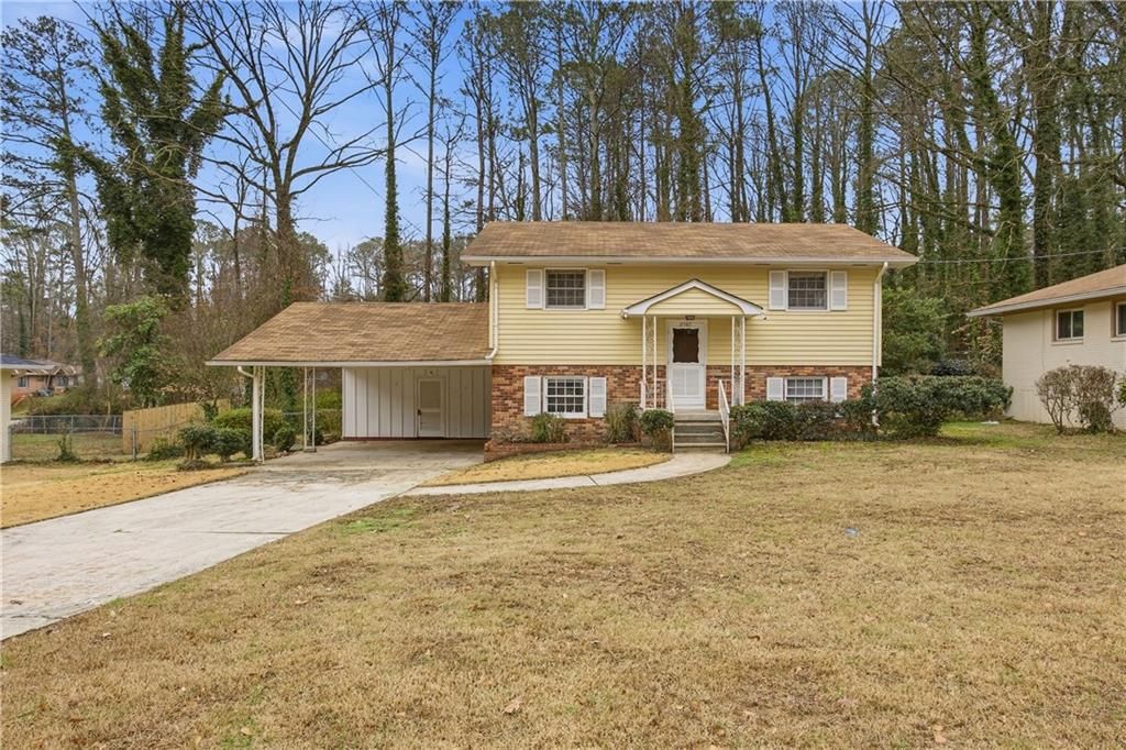 2587 Bonnybrook SW Drive, Atlanta, GA 30311