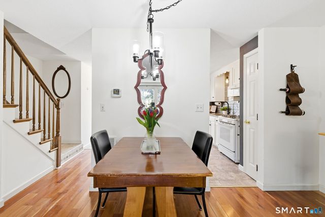 17 Hubbard Run Drive 17, Glastonbury, CT 06033