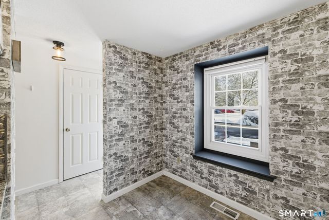 17 Hubbard Run Drive 17, Glastonbury, CT 06033