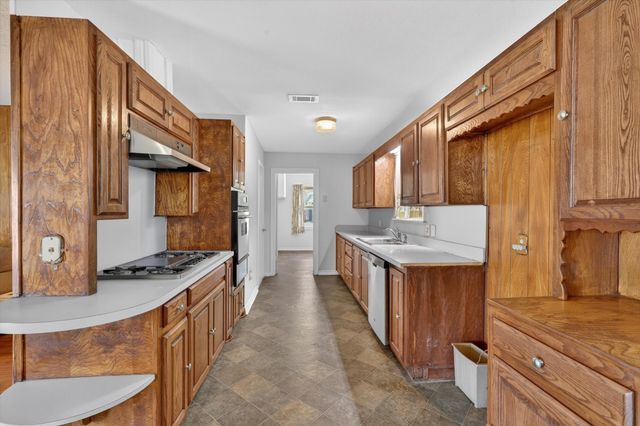 624 N Avenue A, Springtown, TX 76082