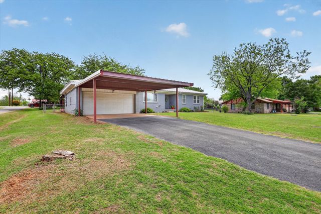 624 N Avenue A, Springtown, TX 76082