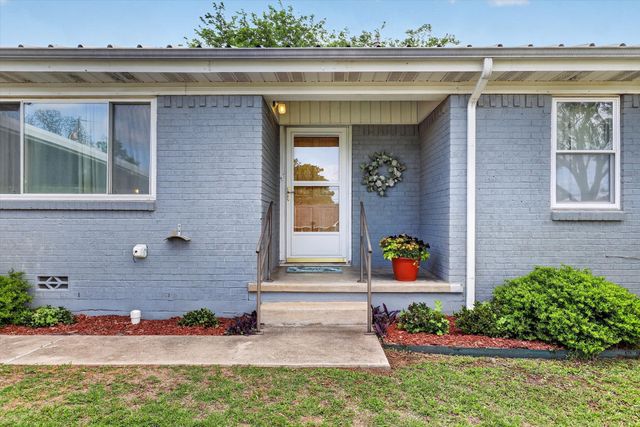 624 N Avenue A, Springtown, TX 76082