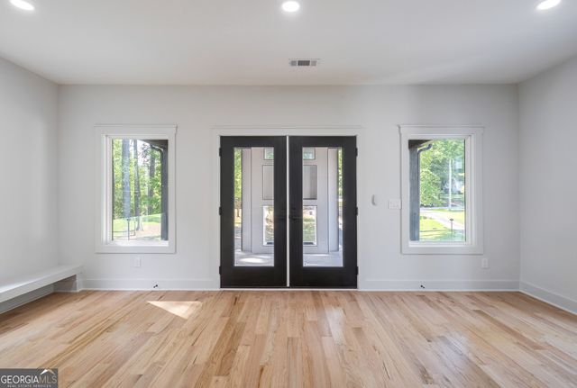 254 Loch Way, Eatonton, GA 31024