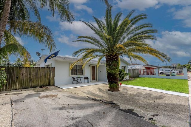 12100 SW 181st Terrace, Miami, FL 33177