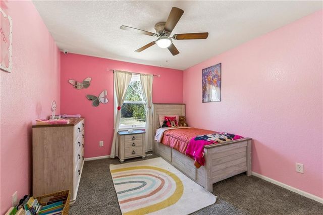 30030 W 84th Street, De Soto, KS 66018