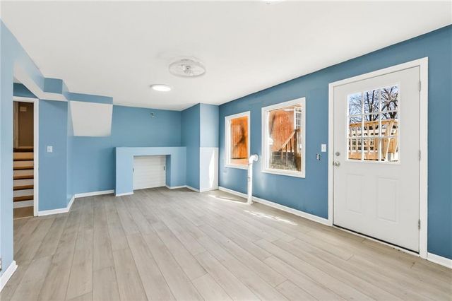 30030 W 84th Street, De Soto, KS 66018