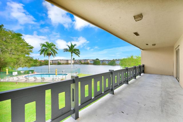 5900 NW 17th Pl 215, Sunrise, FL 33313