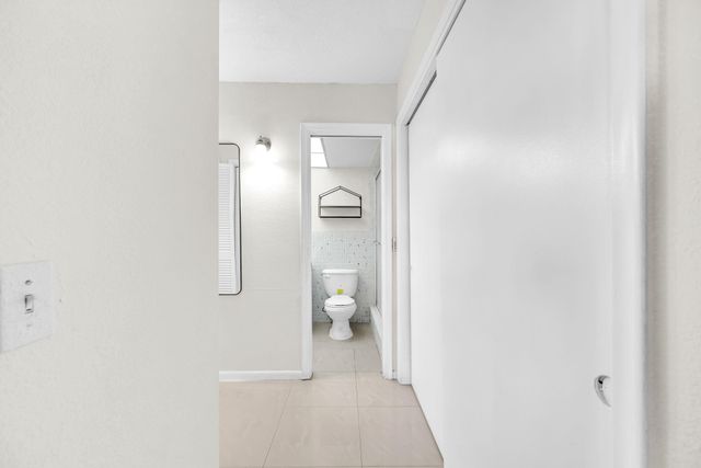 5900 NW 17th Pl 215, Sunrise, FL 33313