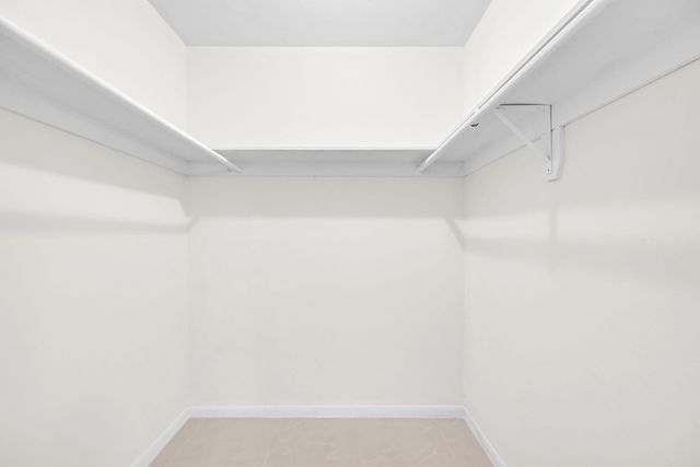 5900 NW 17th Pl 215, Sunrise, FL 33313