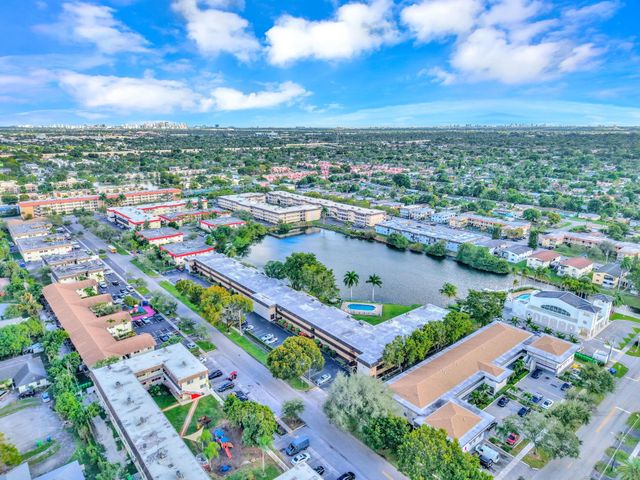 5900 NW 17th Pl 215, Sunrise, FL 33313