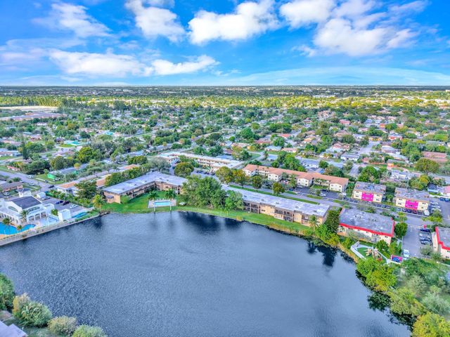 5900 NW 17th Pl 215, Sunrise, FL 33313