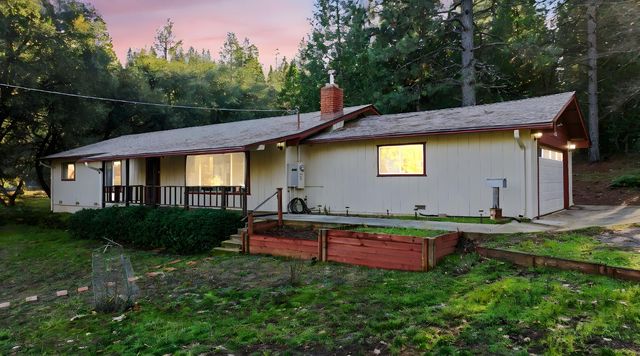 23568 Robin Rd, Pioneer, CA 95666