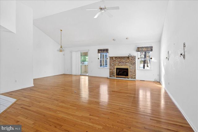 129 YEOMAN ROAD, Manahawkin, NJ 08050