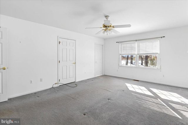 129 YEOMAN ROAD, Manahawkin, NJ 08050