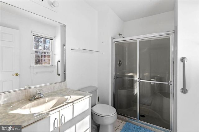 129 YEOMAN ROAD, Manahawkin, NJ 08050