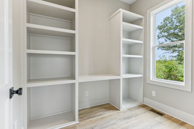 279 Hammock Drive, Winchester, TN 37398